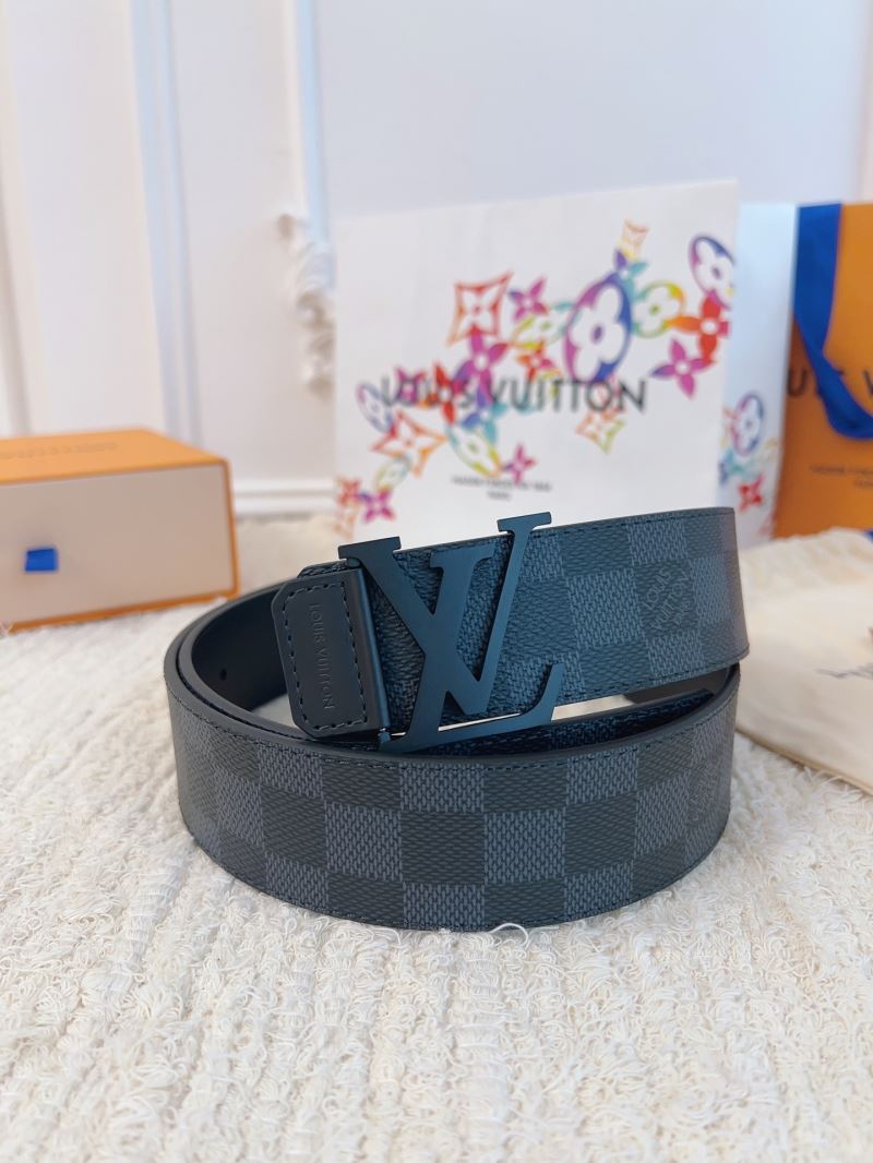 l0vis Vvtt0n belts